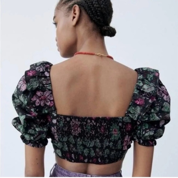 Zara Bustier Top Cropped Floral Smocked Back Puff Sleeve Size Small NWOT - Picture 3 of 10
